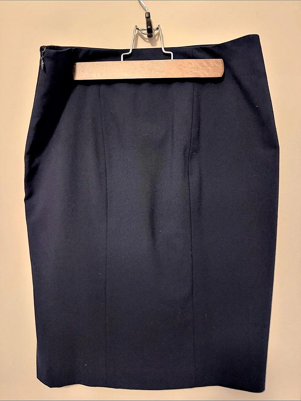 Ann Taylor Petite Black Pencil Skirt Size 6P Like New